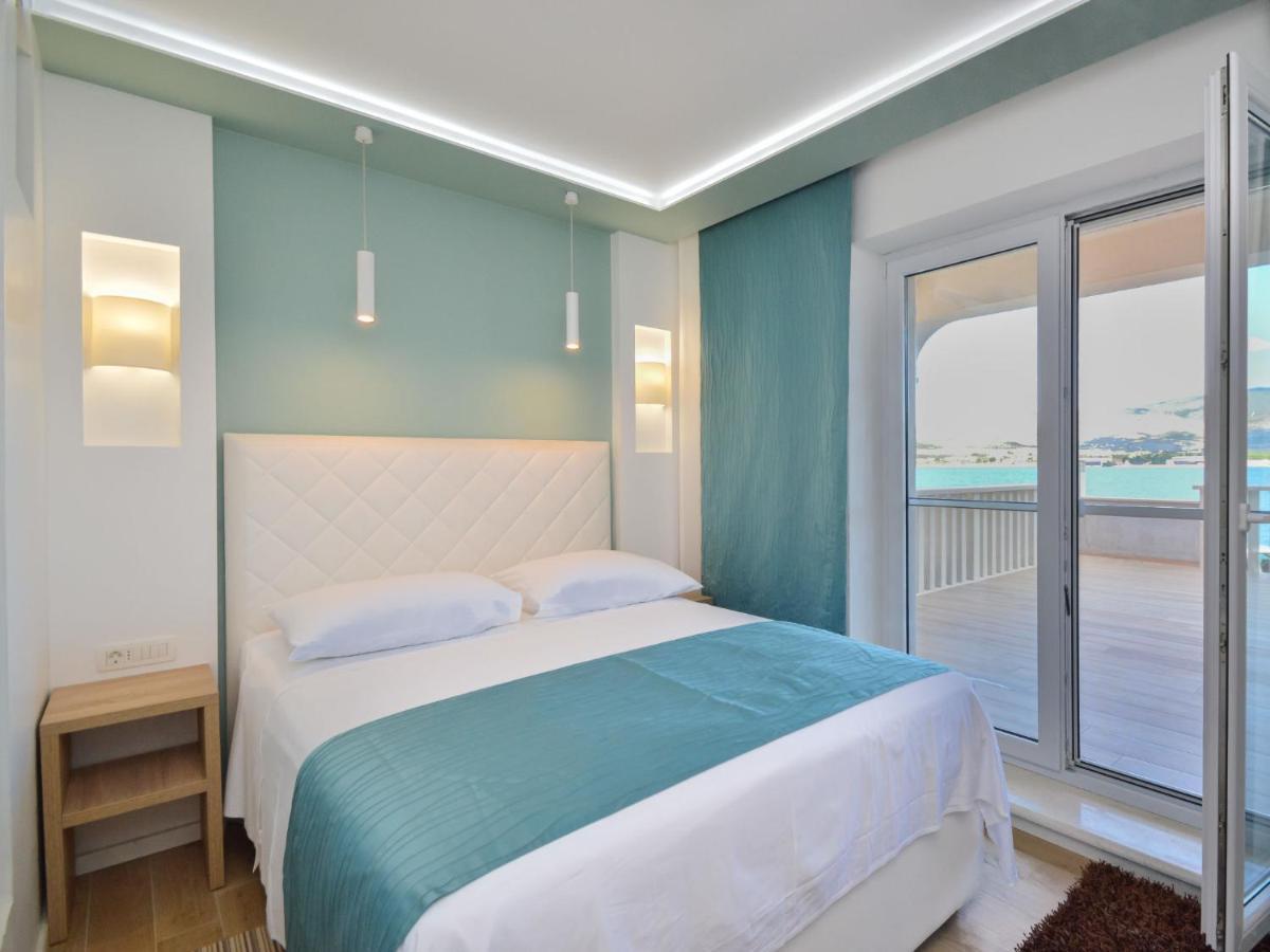 Apartment Mornar-5 By Interhome Трогир Экстерьер фото